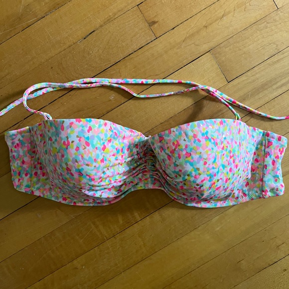 🔥SALE🔥 36D Victoria’s Secret Bikini top - Picture 3 of 4